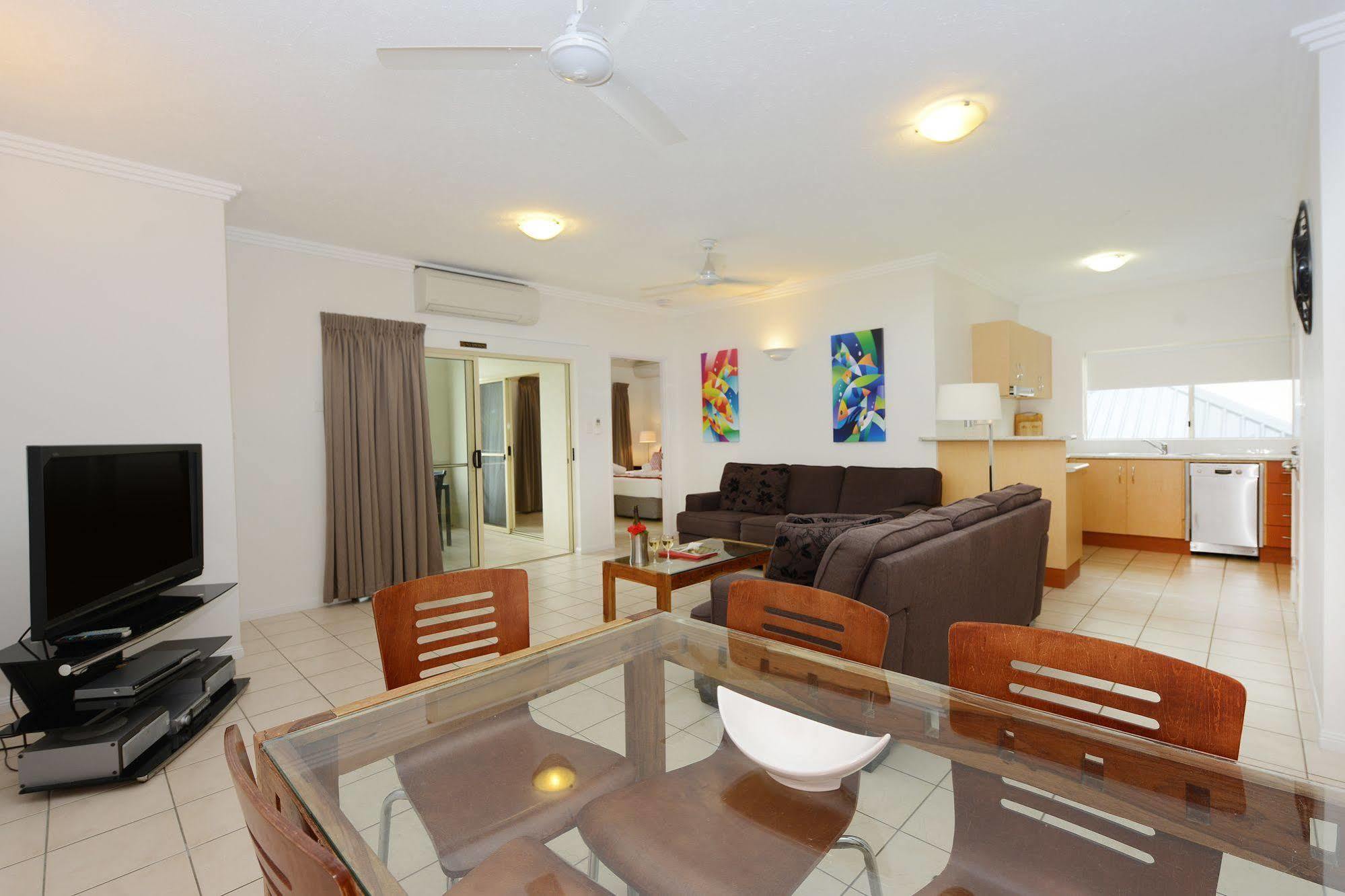 Central Plaza Port Douglas Esterno foto